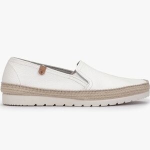 NWOT Verbenas White Nucleo Made In Spain Leather Slip-ons Women's Size 7.5